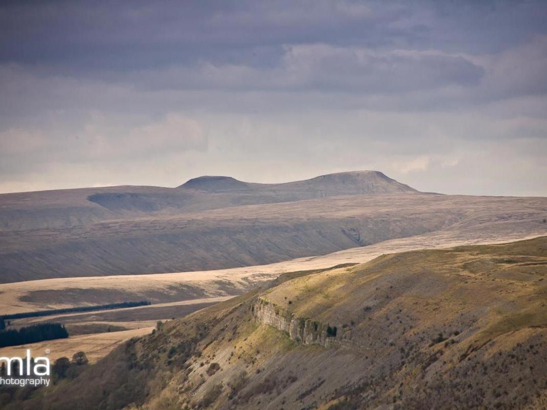 Hiraeth At The Brecon Beacons Villa Merthyr Tydfil Exterior photo